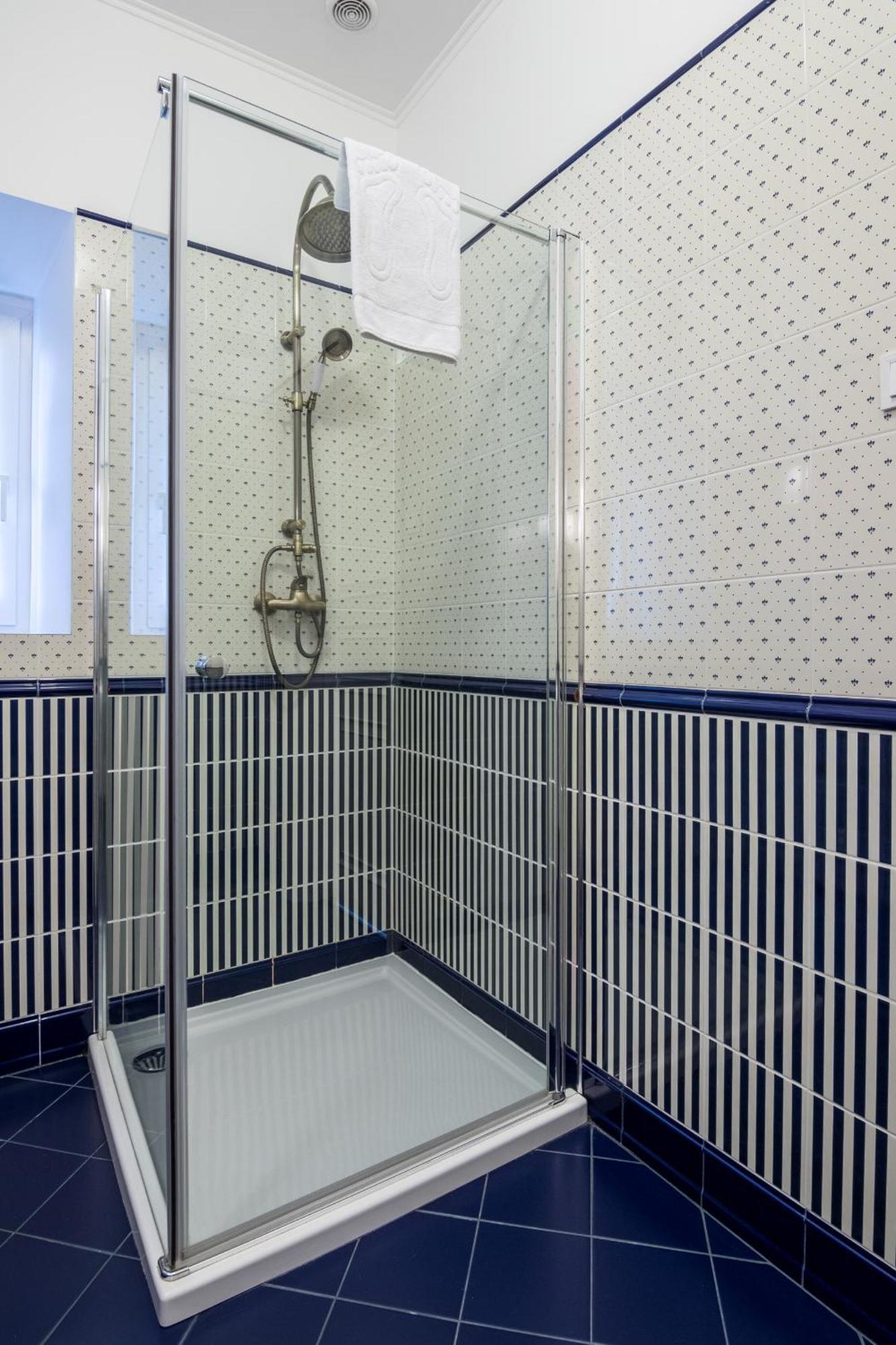 Karmelicka Stylish Apartments In Cracow By Noclegi Renters Krakow Dış mekan fotoğraf
